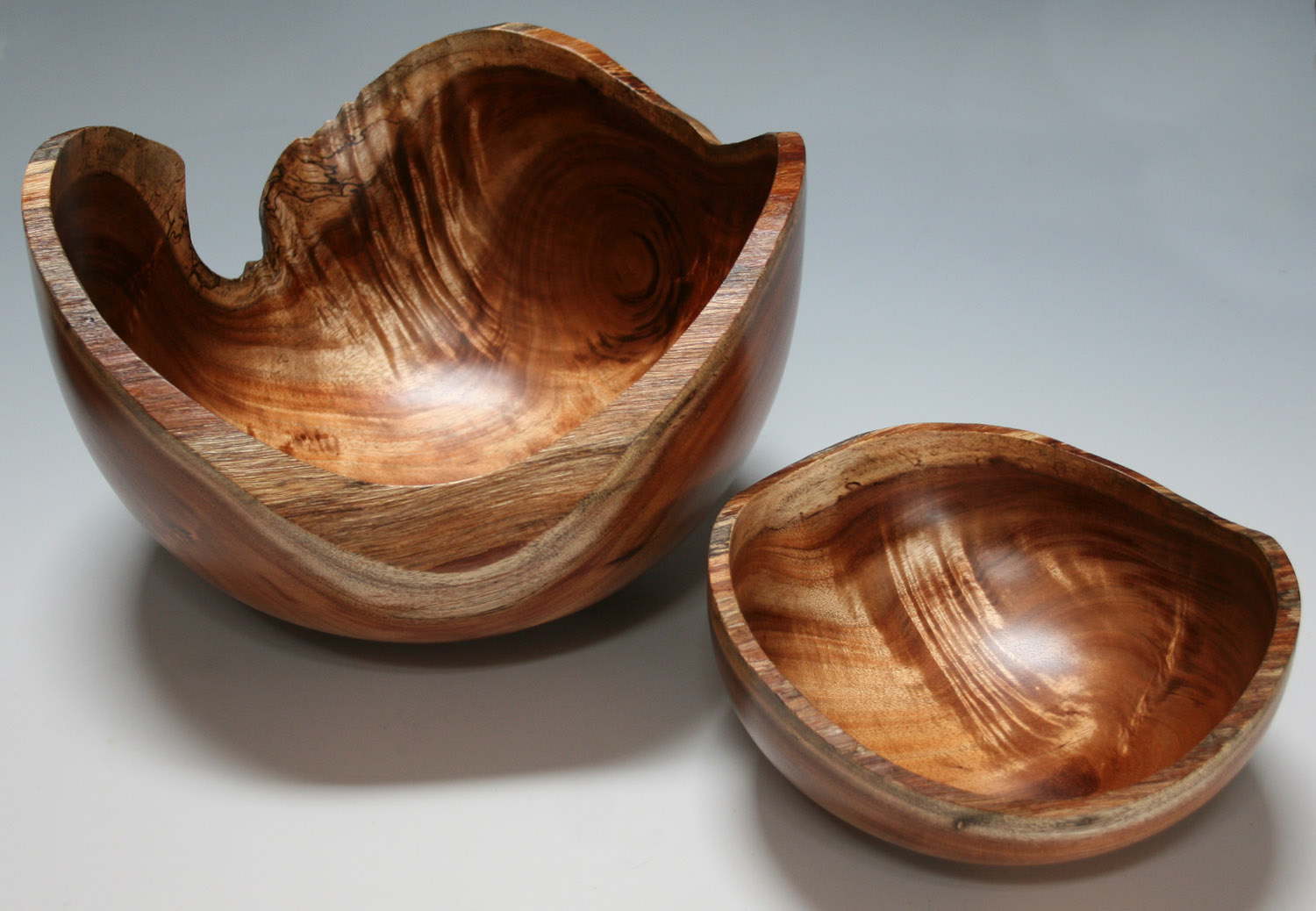 Big-Island-Engraving-Traditional-Hawaiian-Calabash-Bowls-07